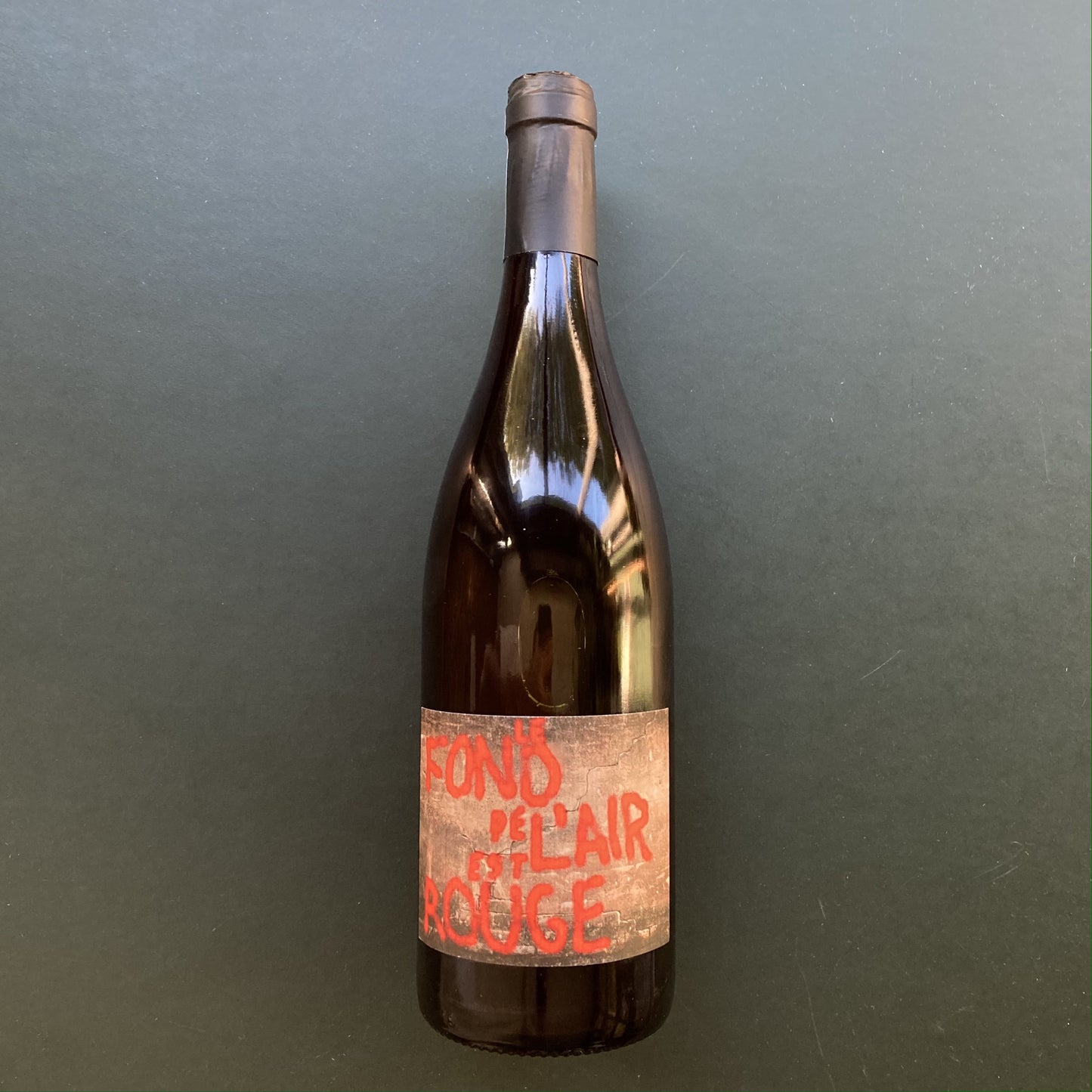 Domaine Des Foulards Rouge, Fond De L’air Est Rouge (Roussillon)